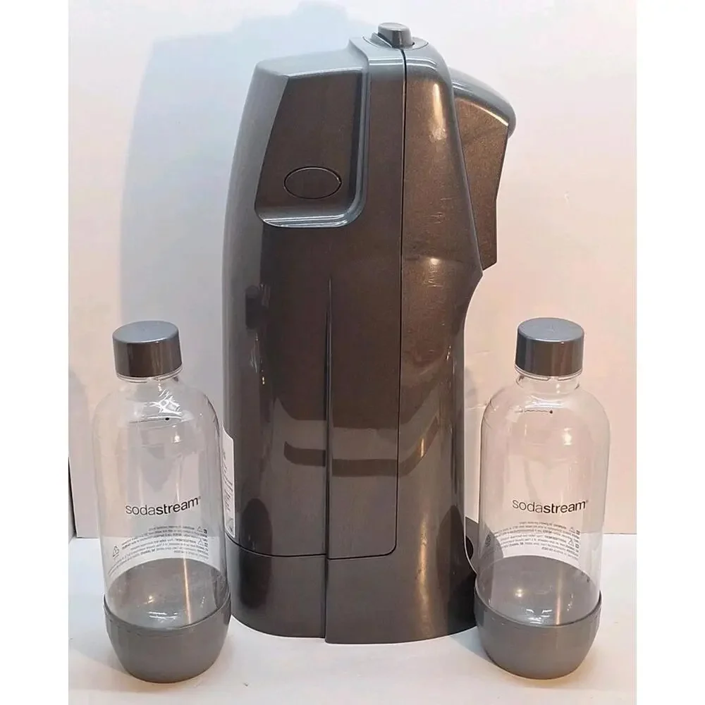 Sodastream JET Soda Maker Sparkling Water Machine Black w/ 2 Bottles Works - Picture 2 of 6